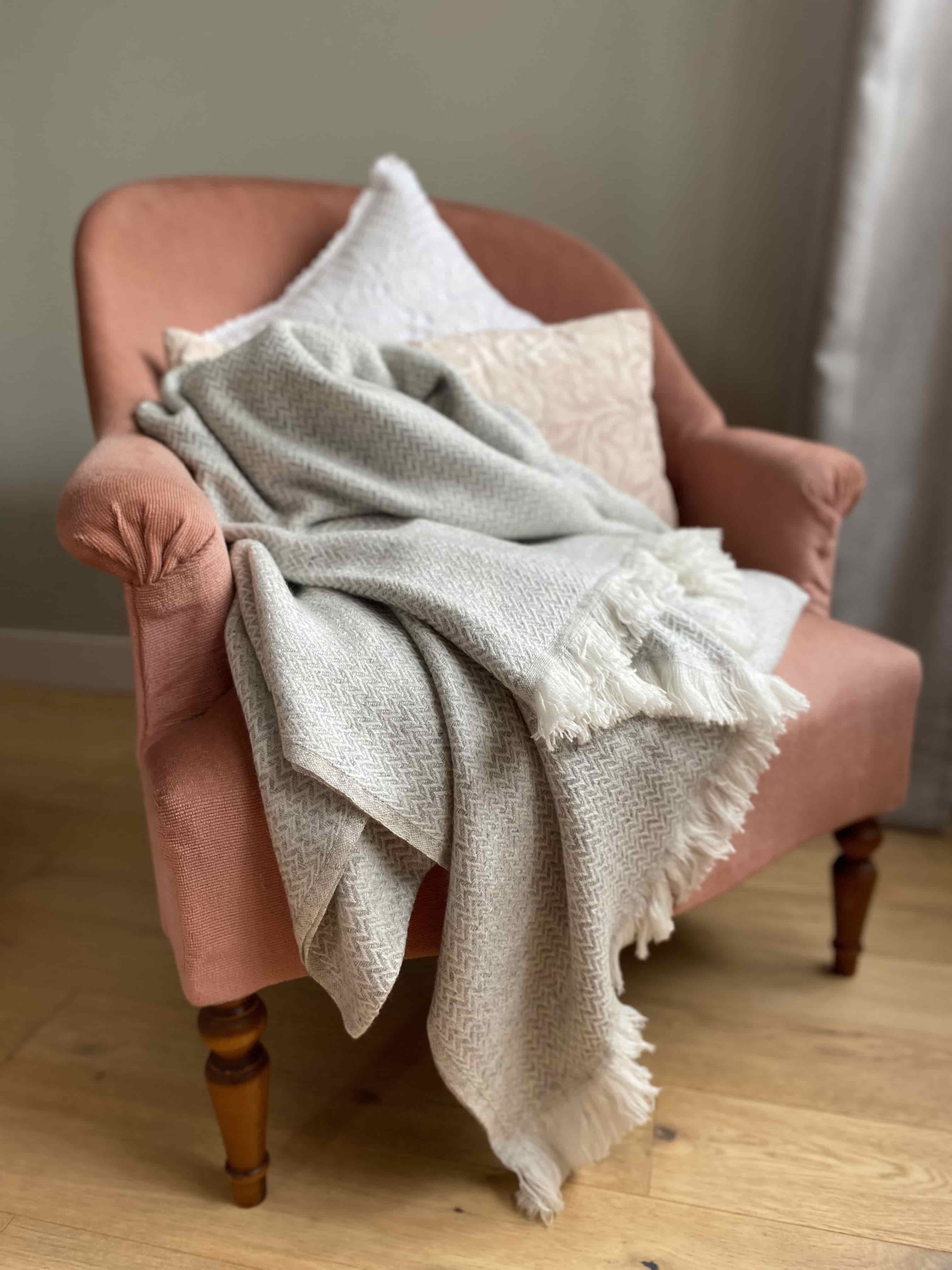 Plaid in cashmere-Les Jardins de la Comtesse it