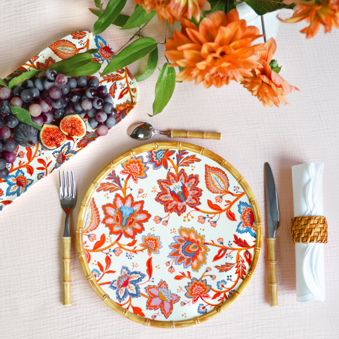 Piatto grande in melamina con fiori indiani - Ø 28 cm