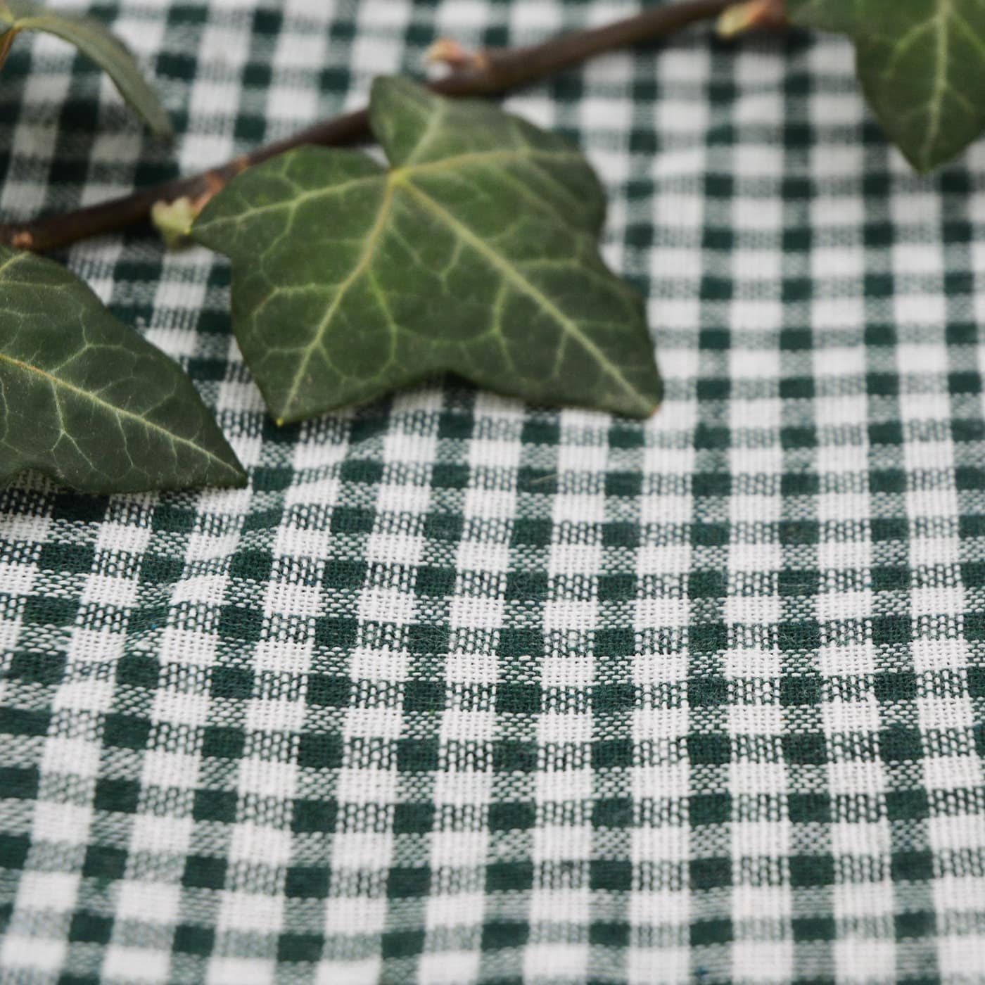 Grande tovaglia da picnic a piccoli quadri verde scuro (280 x 140 cm)