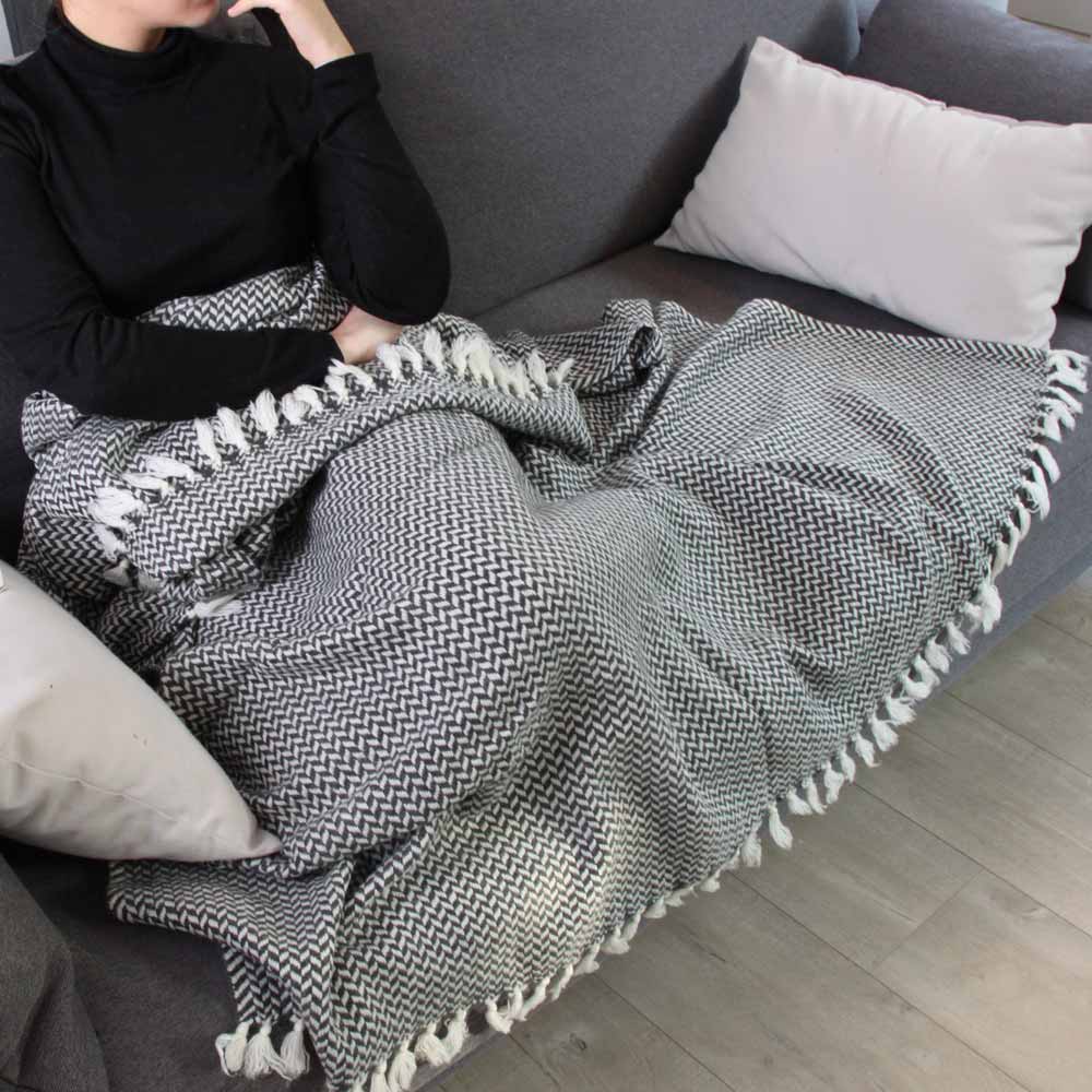 Plaid comfort cashmere e lana, motivo chevron piccolo Grigio Antracite