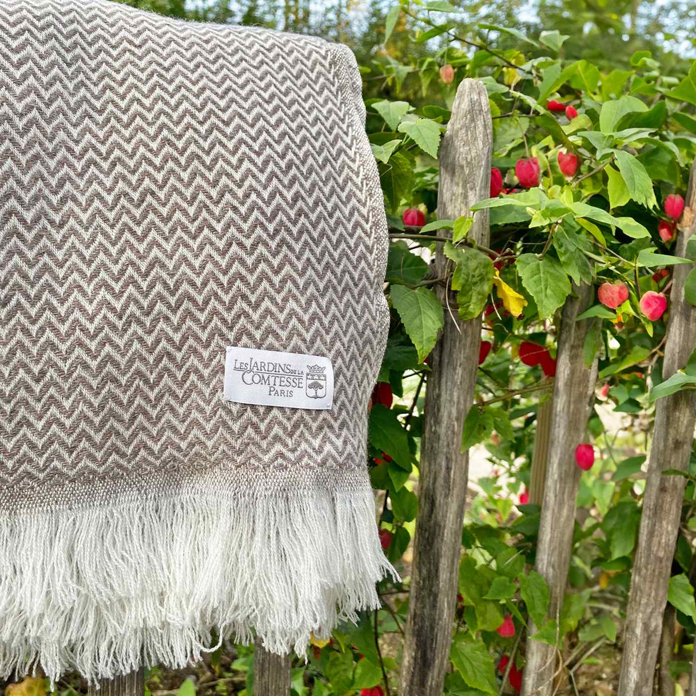 Stola/pashmina con piccoli motivi a spina di pesce Marrone Glassato
